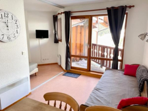 Apartment Saint-François-Longchamp, 2 bedrooms, 6 persons - FR-1-635-73, Saint Francois Longchamp